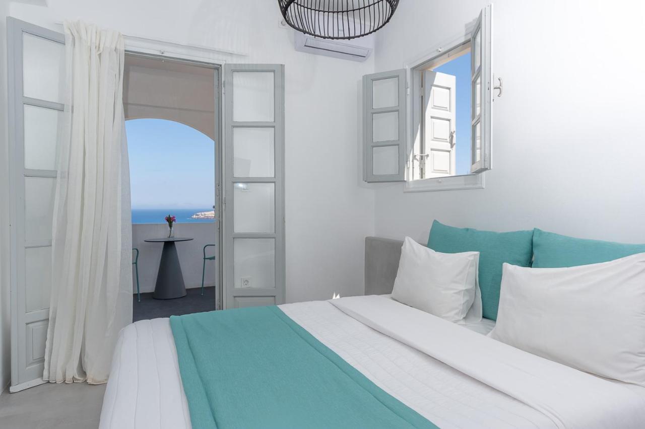 Symmetry Suites Akrotiri  Exterior photo